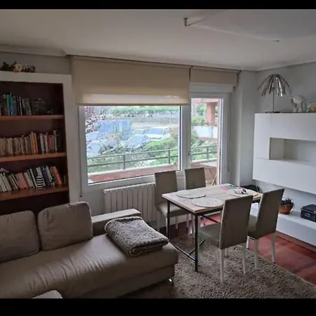 Agradable Apartamento Con Vistas A La Ria De Plentzia En Urbanizacion Con Piscina Y Jardines Privados Appartamento Barrika